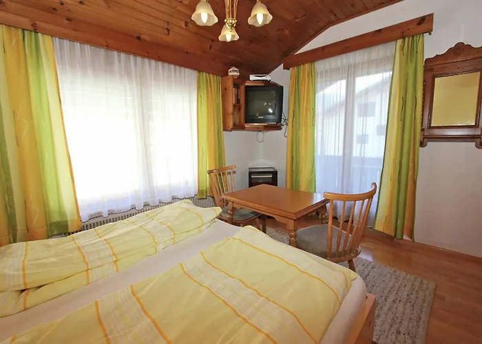Vintage Apartment In F Gen Near Ski Area