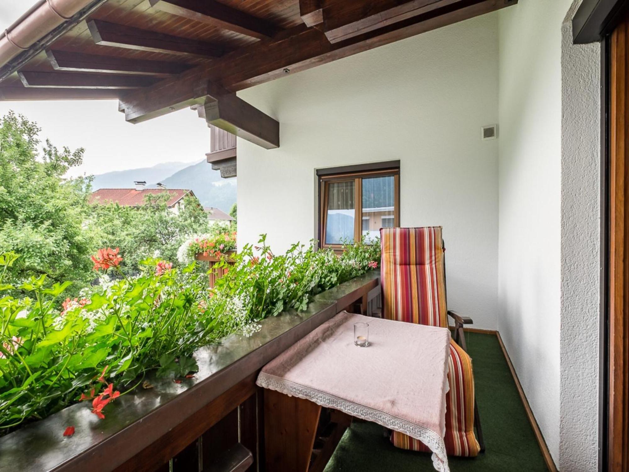 Apartment Vintage In F Gen Near Area *