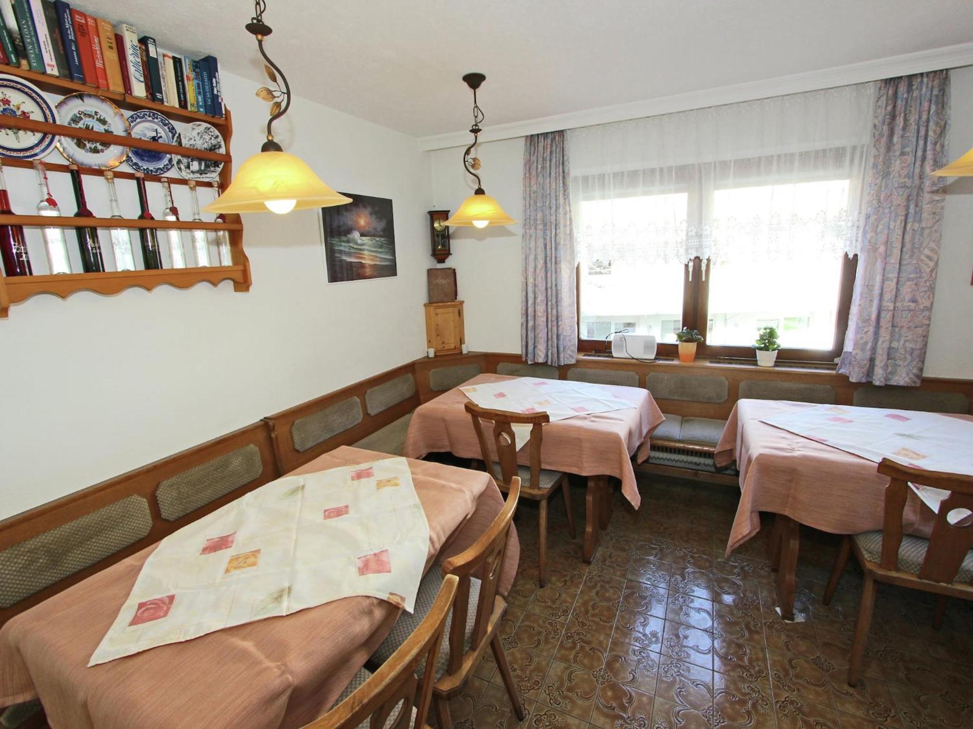 Apartment Vintage In F Gen Near Area